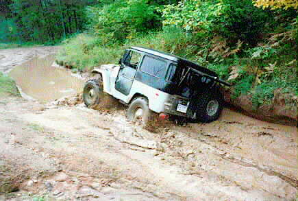 pj-mud2.jpg  PJ sinking
in the mud!